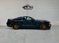 FORD MUSTANG SHELBY GT500 SVT 5.4