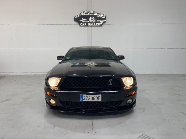 FORD MUSTANG SHELBY GT500 SVT 5.4