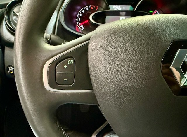 RENAULT Clio LIMITED ENERGY TCE 66KW 90CV GLP