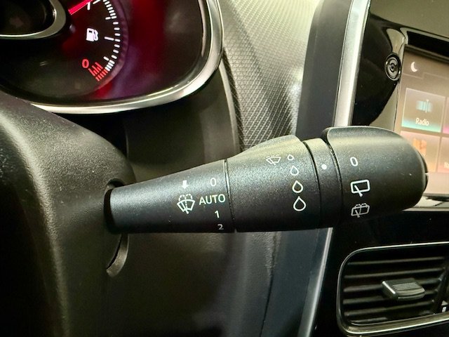 RENAULT Clio LIMITED ENERGY TCE 66KW 90CV GLP