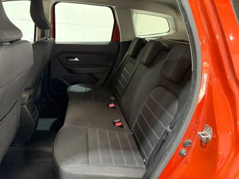 Dacia DUSTER Essential Blue 4×4