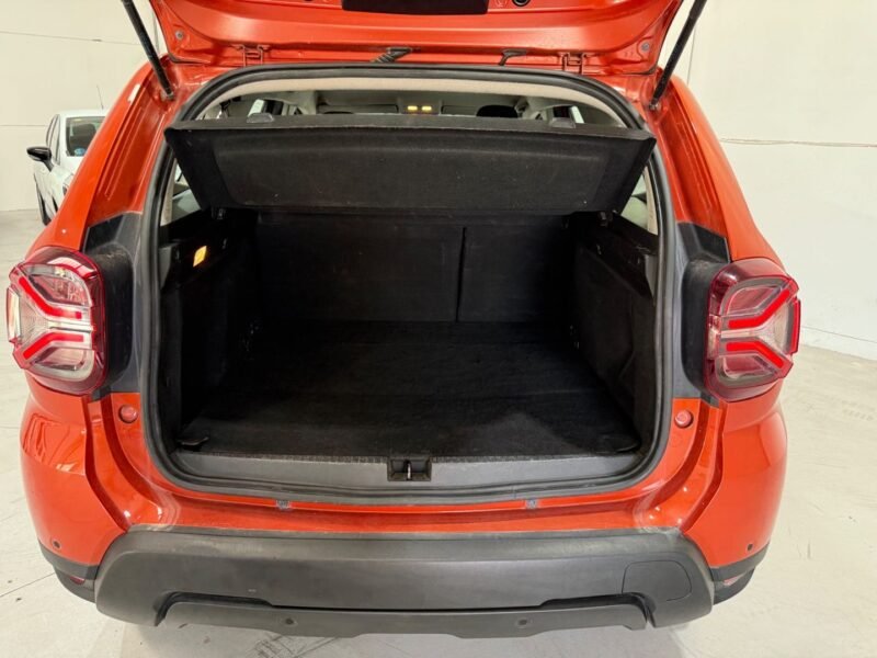 Dacia DUSTER Essential Blue 4×4