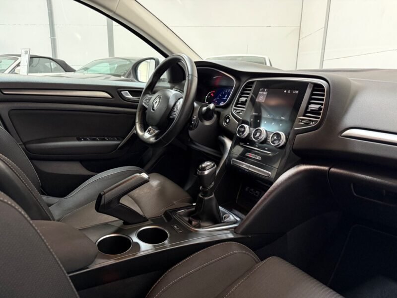 RENAULT Megane SPORT TOURER INTENS