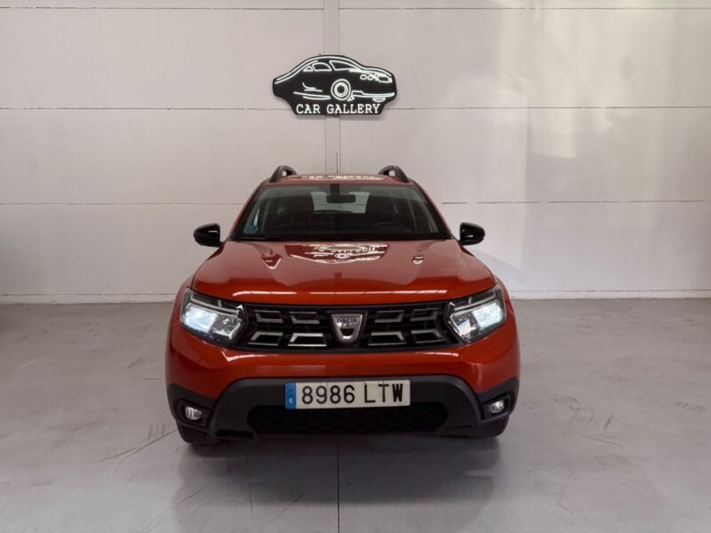 Dacia DUSTER Essential Blue 4×4