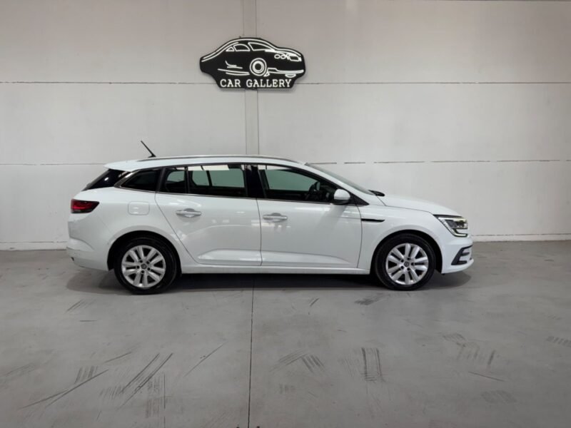 RENAULT Megane SPORT TOURER INTENS