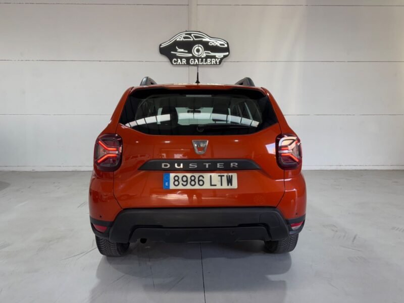 Dacia DUSTER Essential Blue 4×4