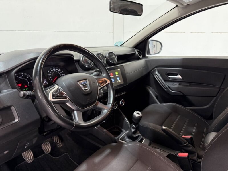 Dacia DUSTER Essential Blue 4×4