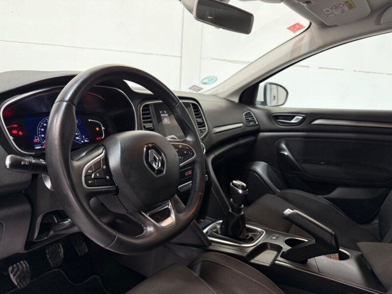 RENAULT Megane SPORT TOURER INTENS