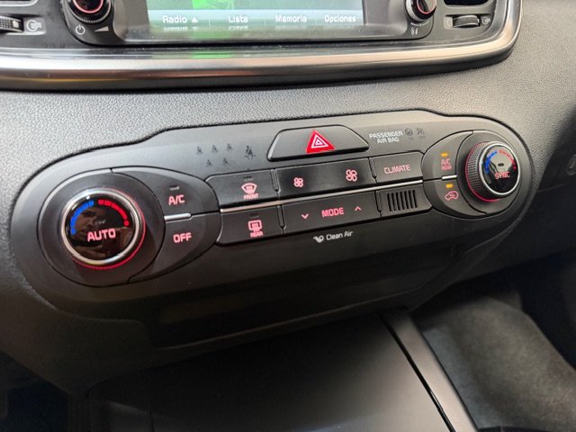 KIA SORENTO CONCEPT 2.2CRDI 200CV 7PL